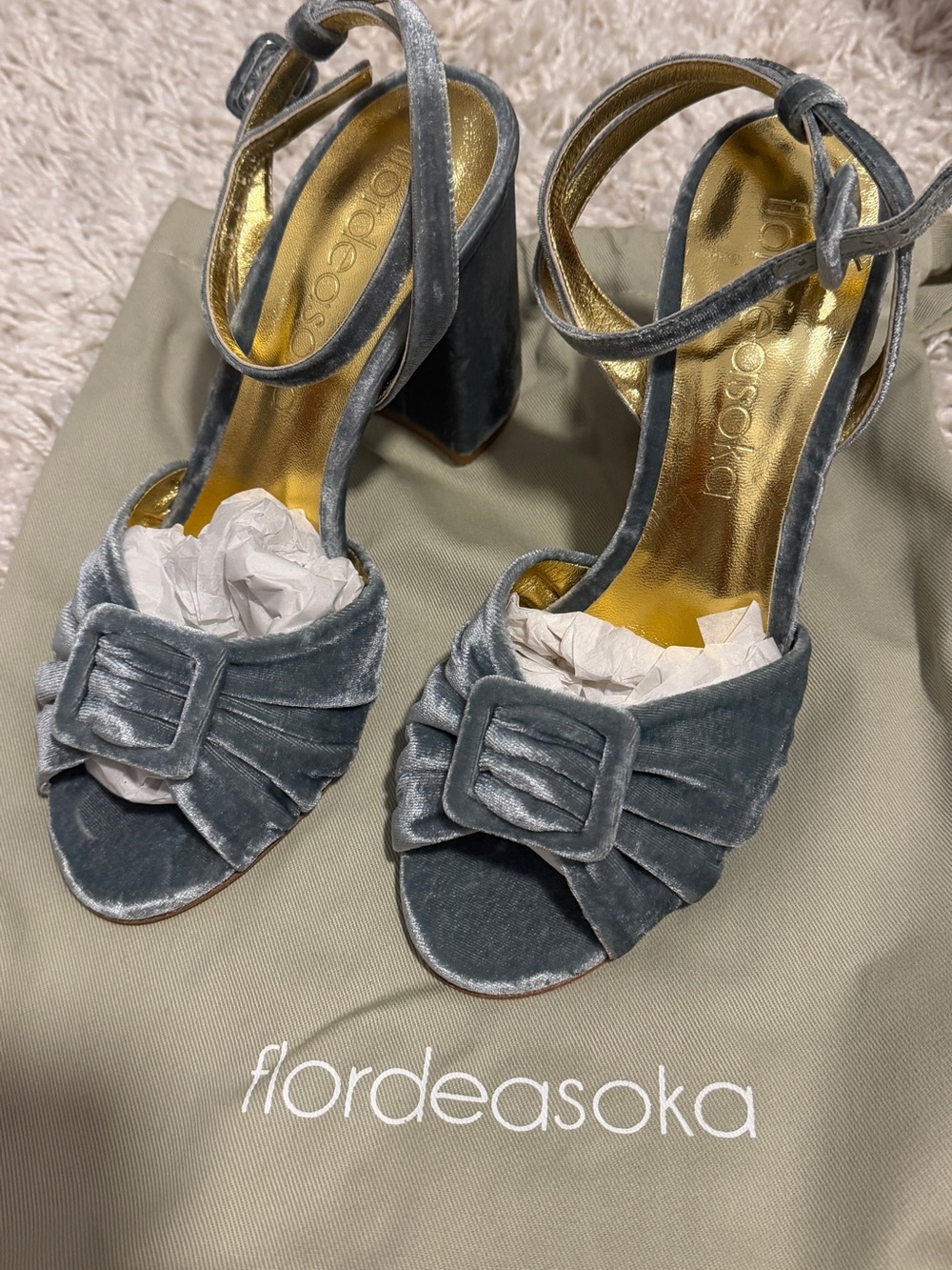 Flordeasoka Gray/Blue Velvet Block Heel Sandals with Ankle Strap